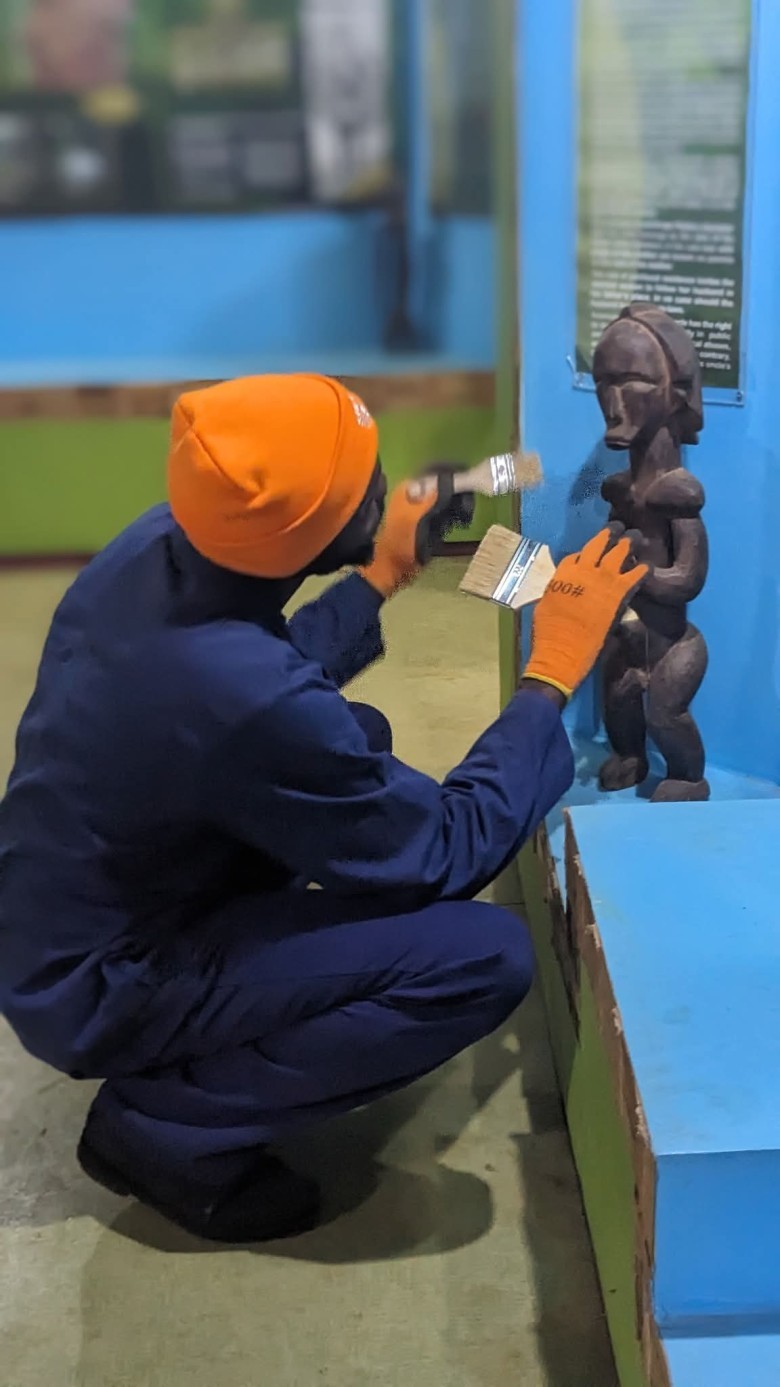Conservation pr&eacute;ventive d'un objet au Mus&eacute;e des Civilisation de Dschang/Ouest Cameroun