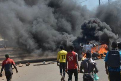 Conakry : Plusieurs mineurs enfermés pour agroupement et destruction des biens publics et privés