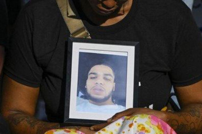 Etats-Unis : Indignation après la mort d'un jeune noir tué dans son lit par un policier
