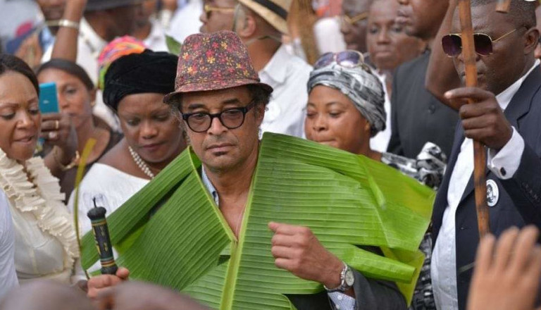 Affaire Fécafoot-Le Coq Sportif : Pourquoi Yannick Noah a-t-il été reçu par le Premier ministre ? - La voix des jeunes Affaire Fécafoot-Le Coq Sportif : Pourquoi Yannick Noah a-t-il été reçu par le Premier ministre ?