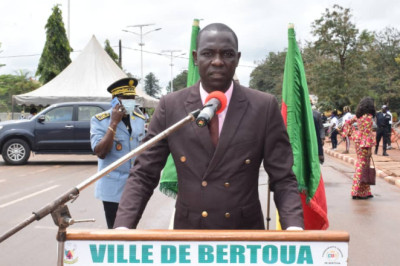 DJETABE Timothée Japhet, le jeune écrivain camerounais le plus prometteur du moment