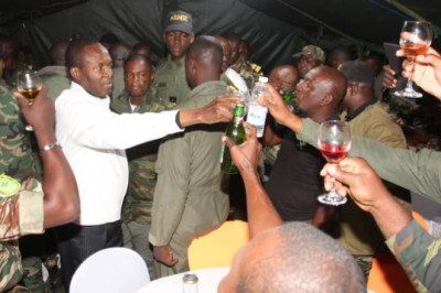 31 décembre 2022 et 1er janvier 2023 : Le Mindef en symbiose avec la troupe à Garoua Boulaï et Bertoua