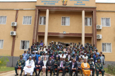 École de Guerre de Yaoundé :  La 18ème promotion prend des leçons de  l’impact des changements climatiques actuels sur la Sécurité Internationale