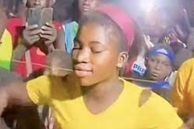 Starmania : qui est Aïcha Trembler, la jeune burkinabé qui enflamme l'Afrique ? - La voix des jeunes Starmania : qui est Aïcha Trembler, la jeune burkinabé qui enflamme l'Afrique ?