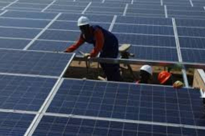Projet d’Électrification  rurale  par système solaire : Paul Biya ratifie le contrat de crédit pour le financement