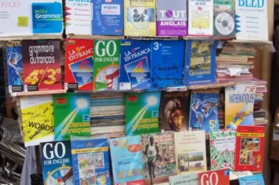 Rentrée scolaire 2023 : La vente des livres interdite dans les établissements scolaires