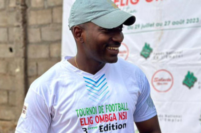 André Edouard Fouda : Le Jeune Leader derrière le Championnat Elig Omgba Nsi - La voix des jeunes André Edouard Fouda : Le Jeune Leader derrière le Championnat Elig Omgba Nsi
