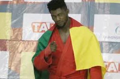 Sambo : Le Camerounais Seidou Nji Mouluh Brille au Championnat du Monde de Sambo - La voix des jeunes Sambo : Le Camerounais Seidou Nji Mouluh Brille au Championnat du Monde de Sambo
